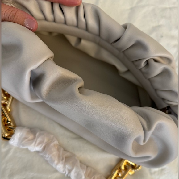 Leather pouch off-white bag - Picture 2 of 3